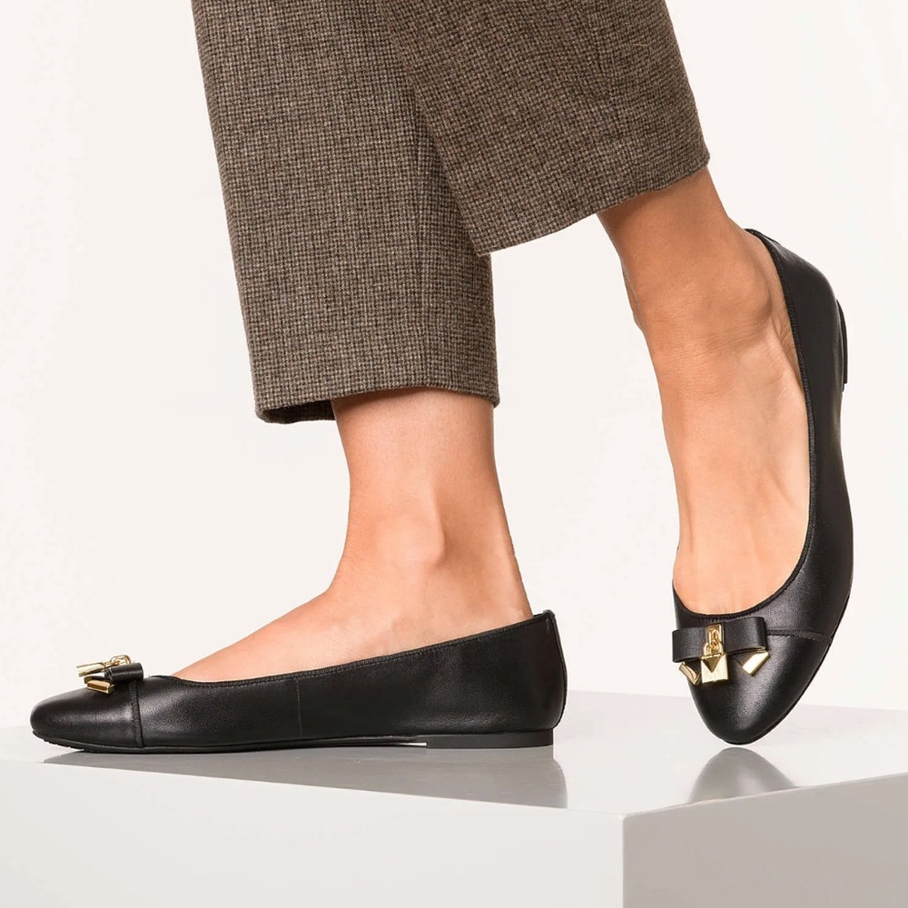 MICHAEL MICHAEL KORS
Alice Leather Ballet Flat